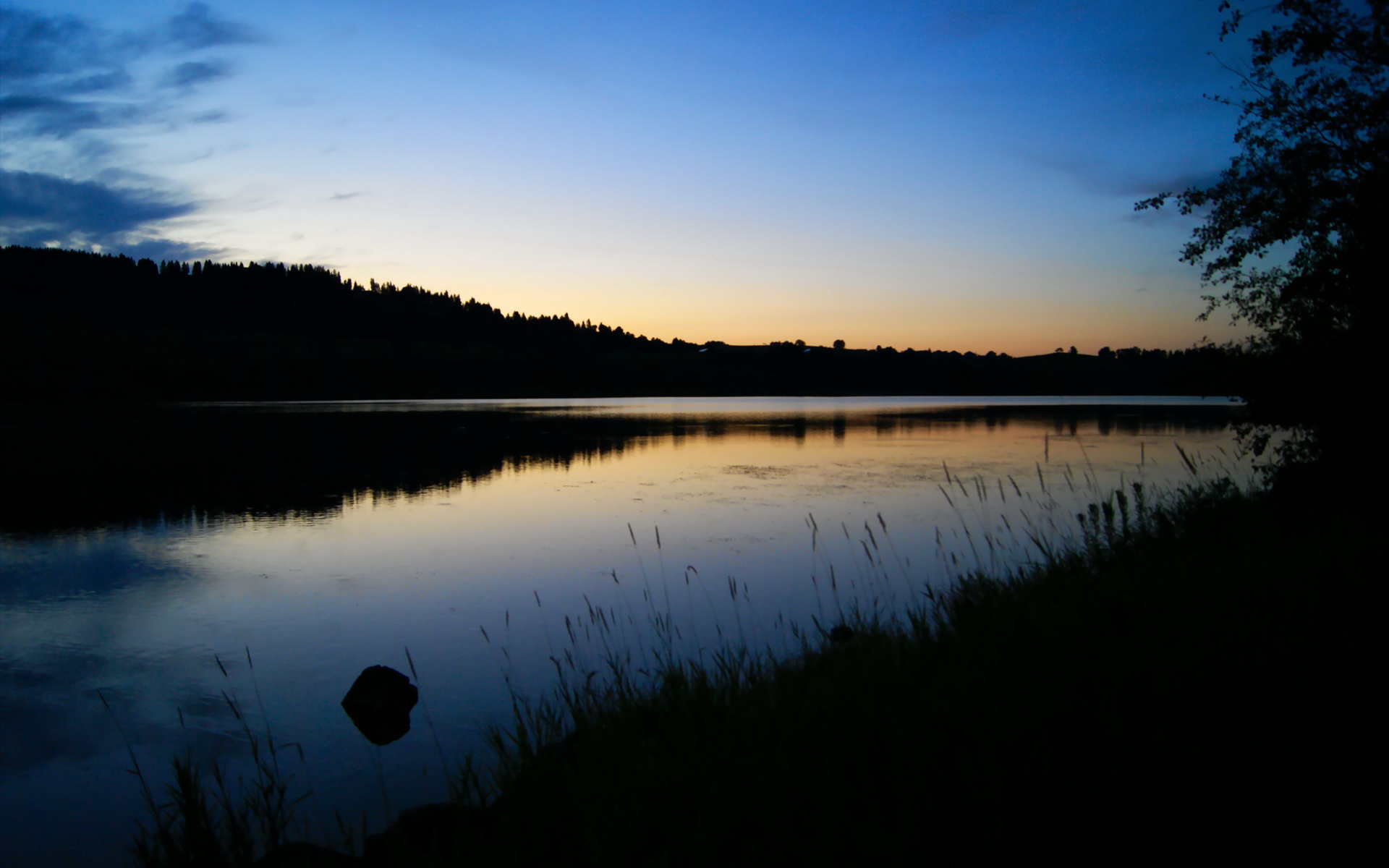 曼联因财务问题面临8000万英镑缺口,曼联公布财报
