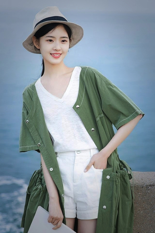 男子200蝶赛出新星，男子两百米蝶泳冠军